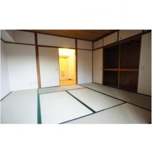 サングリーンハイツの和室