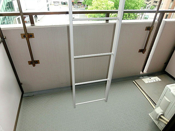 藤和シティホームズ灘のバルコニー