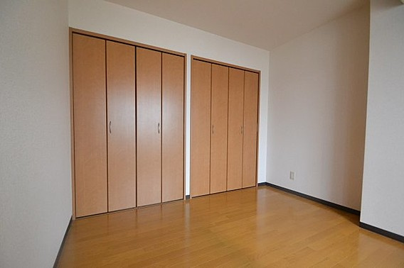 サンビルダー黄能ハウスの収納