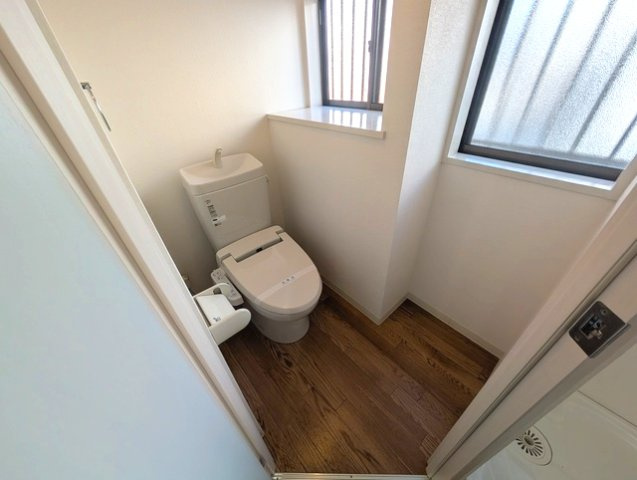 国香通アパートのトイレ