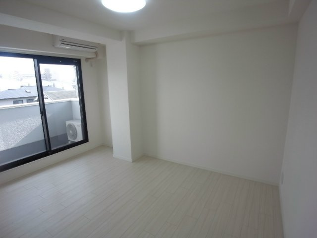 GKレジデンス深江の洋室