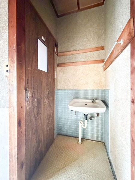 広瀬様大道384貸家の洗面所