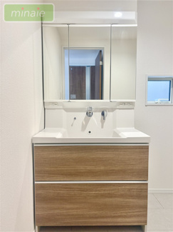  | WIクローク付き　食洗機付　カードキー　限定2区画　2号棟　稲荷木