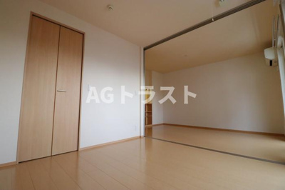 【寝室】 | エスト・レザン