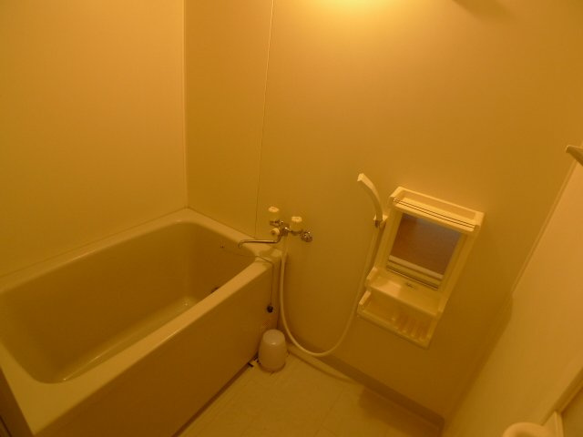 クレストの浴室|同間取り別号室