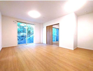 【居間・リビング】 | 横浜市南区六ッ川1丁目戸建 | LDK