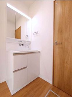 【脱衣所】 | 横浜市南区六ッ川1丁目戸建 | 洗面台