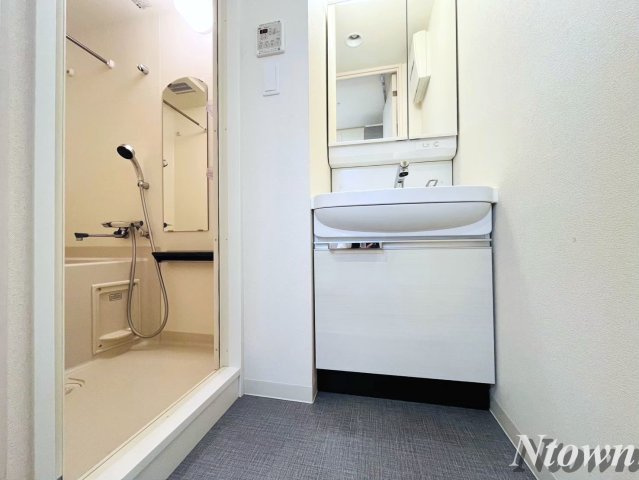 【独立洗面台】 | プレサンス丸の内アドブル | 独立洗面台、朝の身支度には欠かせません