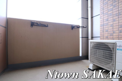 【居間・リビング】 | プレサンス丸の内レジデンス | ゆったりとしたリビングです