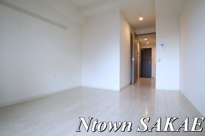 【居間・リビング】 | プレサンス丸の内レジデンス | ゆったりとしたリビングです