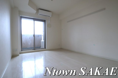 【居間・リビング】 | プレサンス丸の内レジデンス | 居間です