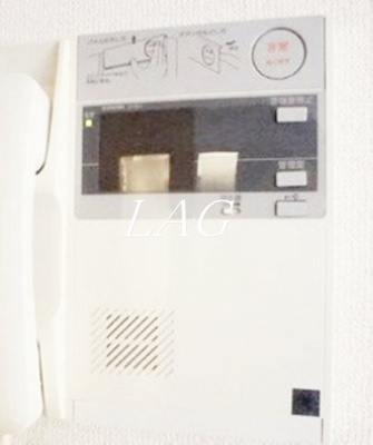 【セキュリティ】 | ベルタス舟渡 | モニター付きインターフォンです。