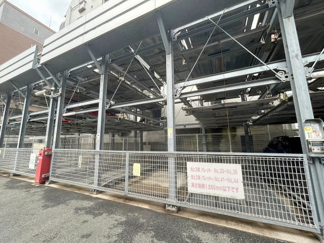 セレッソコートリバーサイドOSAKAの駐車場