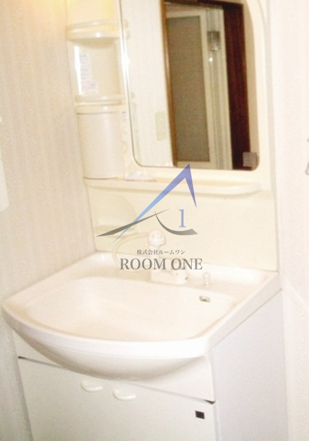 仲居邸の洗面所|洗面台です。