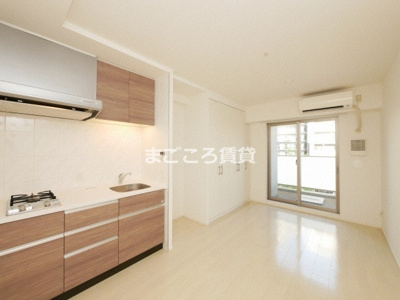 【居間・リビング】 | イニシアブランなんば