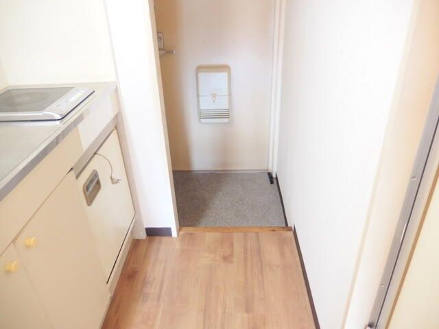 パレス南光の玄関