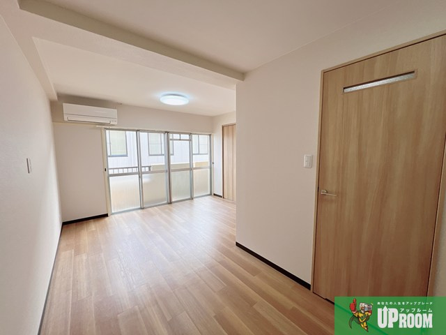 第二秋善ビルのバルコニー