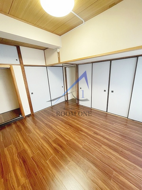 山王ローズシャトー