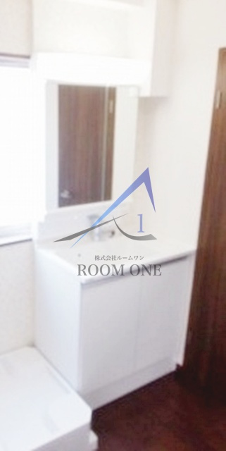 山王ローズシャトーの洗面所|洗面台です。