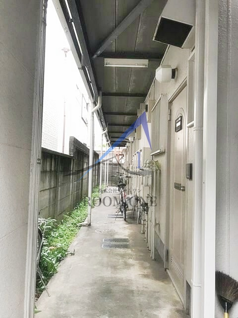 新井ハイツのエントランス|エントランスです。