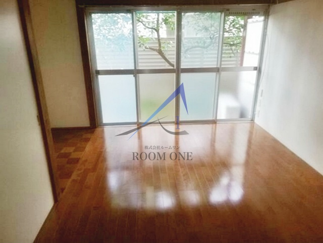 ハイツカナンの居間・リビング|洋室のお部屋です。