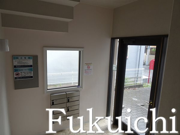 フラッツ都立大のロビー