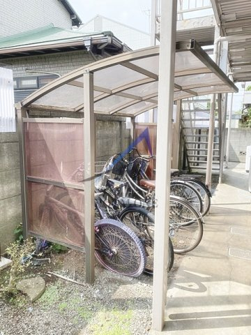 サンビレッヂのその他共用部分|駐輪場です。