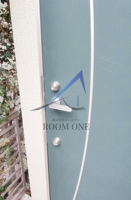 ＳＡＬＬＥ　ＤＥ　ＲＥＰＯＳ