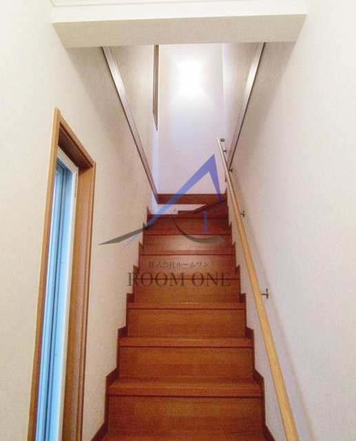 ＳＡＬＬＥ　ＤＥ　ＲＥＰＯＳの玄関|玄関です。