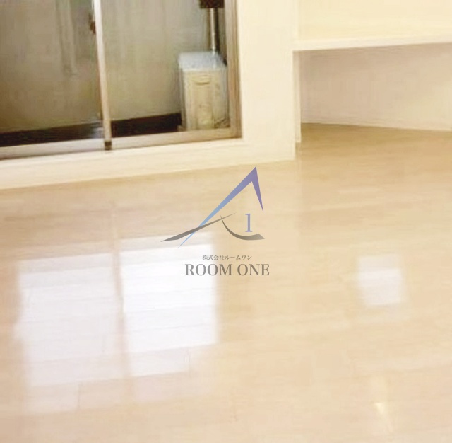 ビバリーホームズ北新宿の居間・リビング|洋室のお部屋です。