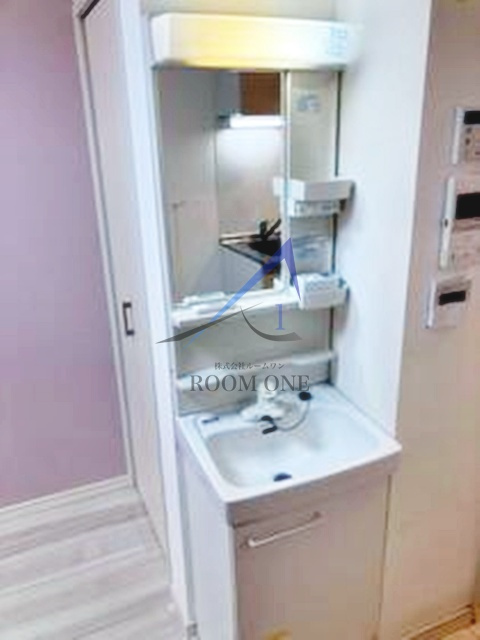 Ｌａ　Ｐｒｏｖｅｎｃｅ　ｄｕ　ＧＯＴＡＮＮＯ　参号館の洗面所|洗面台です。