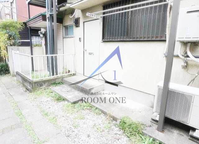 上用賀一丁目アパートのエントランス|エントランスです。