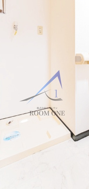 グリフィン横浜・海岸通の設備|洗濯機置き場です。