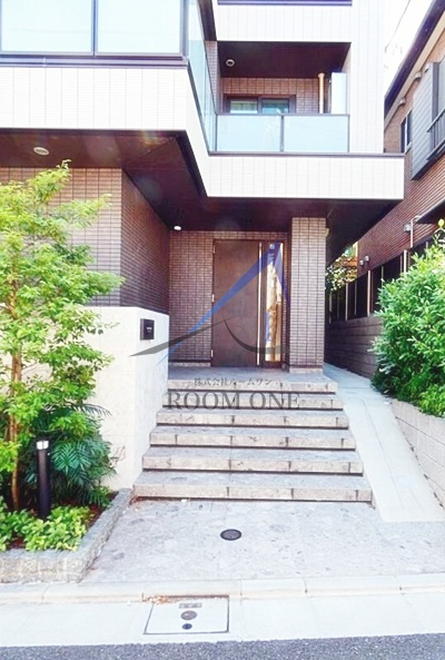 14 ONE FOUR MINAMI IKEBUKUROのエントランス|エントランスです。