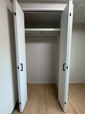 レジデンス宮の森の収納|洋室収納スペース！