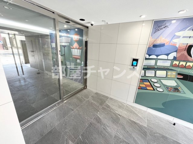 メイクスWアート上前津Vのエントランス