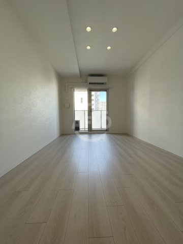 MELDIA　CREST　NAMBA　SOL　TERRACEの居間・リビング|MELDIA　CREST　NAMBA　SOL　TERRACE　リビング