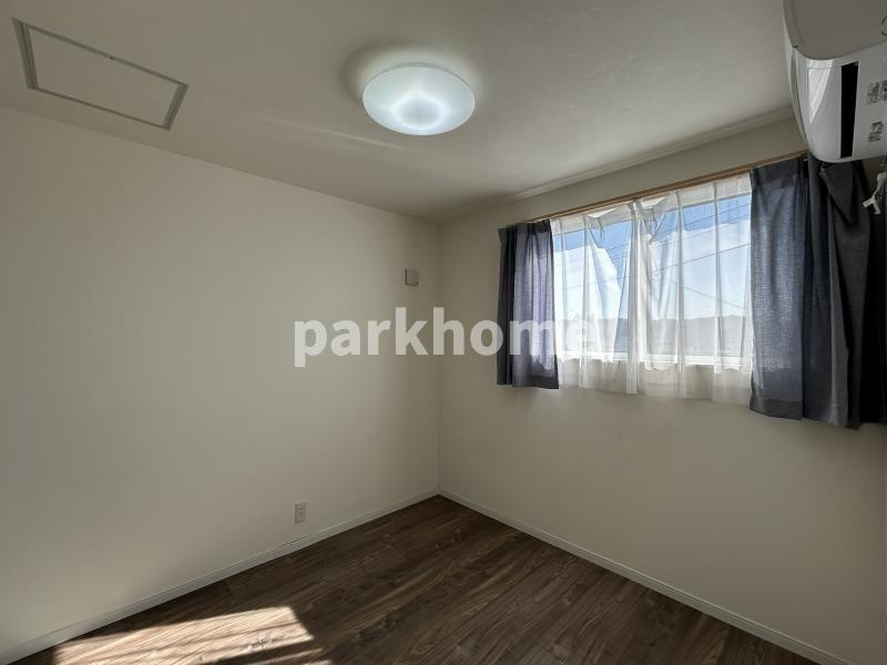 高知市一宮しなね　中古住宅の洋室