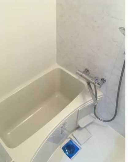 ミライズ世田谷豪徳寺の浴室