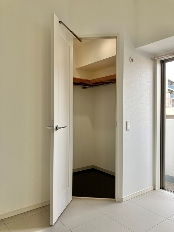 レーベンリヴァーレ東京ラ・トーレの収納