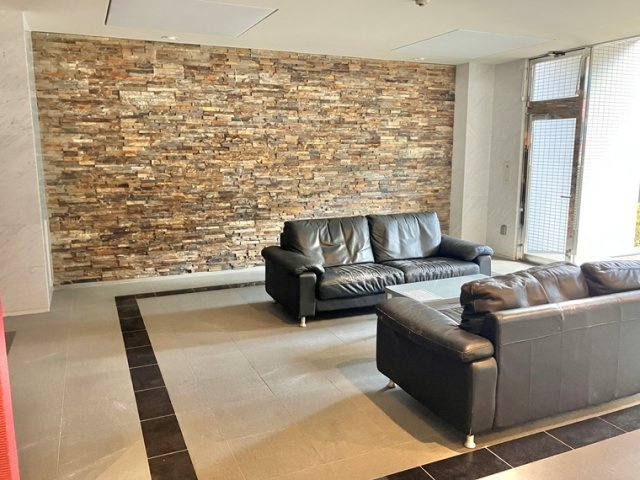 レーベンリヴァーレ東京ラ・トーレのロビー