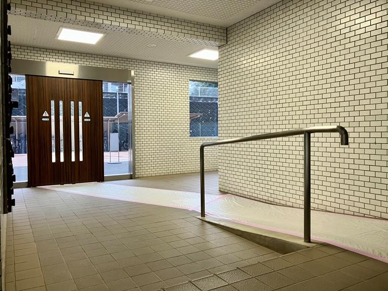 グレイスさがみ野のロビー