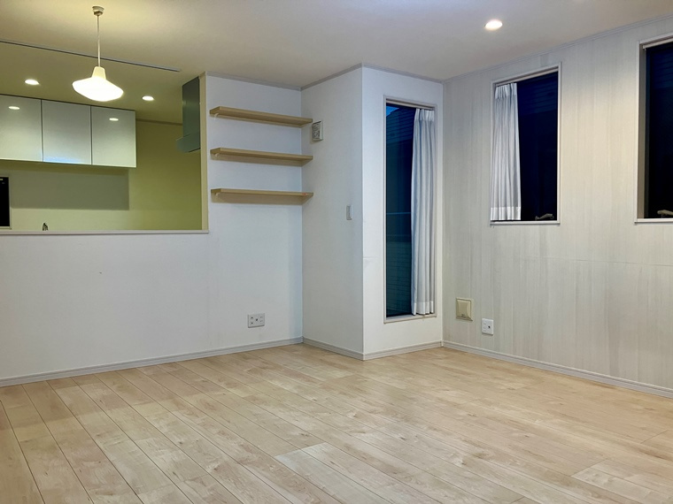 松原戸建の居間・リビング