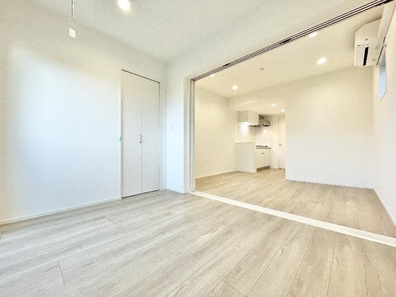 Ｅｎ中村公園の居間・リビング