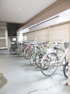 【その他】 | クリーンホームツルオカ | 入口横に駐輪スペース有（無料）