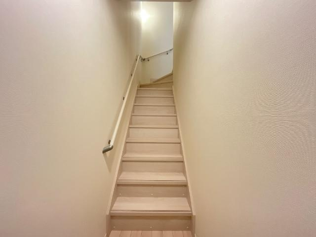 【内装】 | ティーフォレストII | 階段