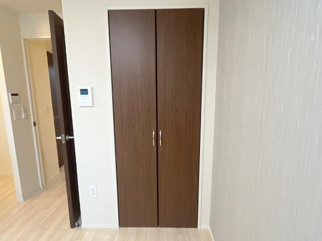 【収納】 | ティーフォレストII | 南側クローゼット