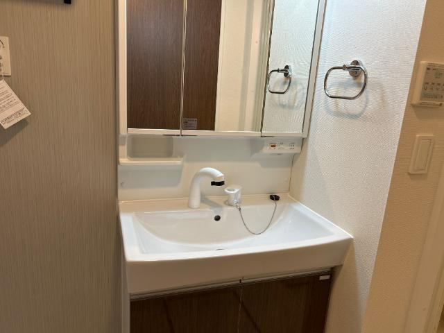 【洗面所】 | ティーフォレストII | 洗髪洗面化粧台