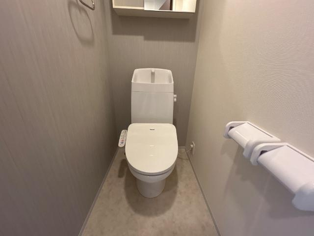 【トイレ】 | ティーフォレストII | シャワー付トイレ