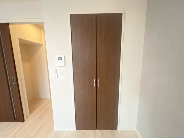 【収納】 | ティーフォレストII | 南側クローゼット